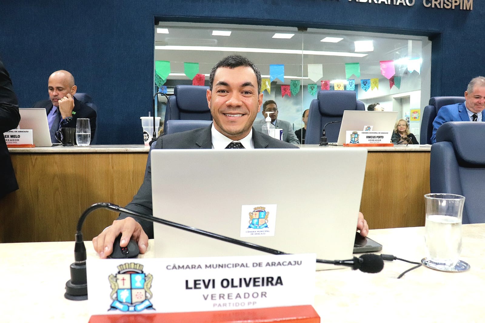 Levi Oliveira protocola indicações para valorizar os tototós, implantar lavanderias comunitárias e revitalizar praça