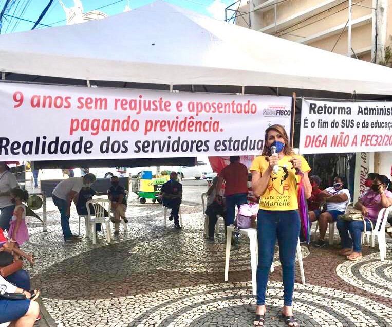 Linda Brasil apoia ato contra Reformas administrativas e em defesa dos servidores públicos de Sergipe