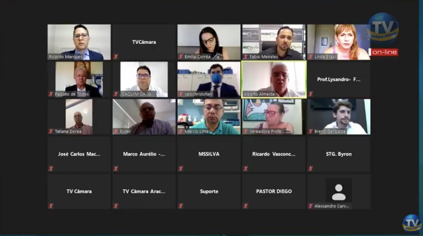 Linda Brasil lamenta ausência de representante da PMA em Audiência Pública sobre transportes