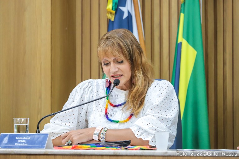 Linda Brasil ressalta a importância de uma Guarda Municipal desmilitarizada e mais comunitária