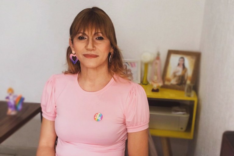 Linda Brasil solicita aos parlamentares atenção às políticas de assistência às crianças e adolescentes