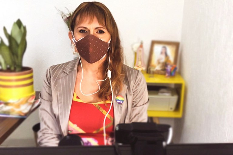 Linda Brasil vota favorável com ressalvas ao Projeto de Lei de remissão do IPTU