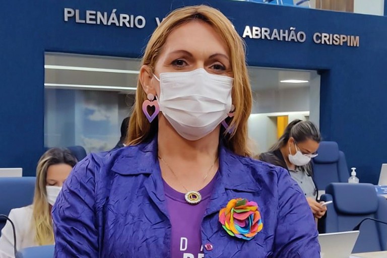 Linda fala de demandas da população e sobre controle social dos recursos dos royaltes