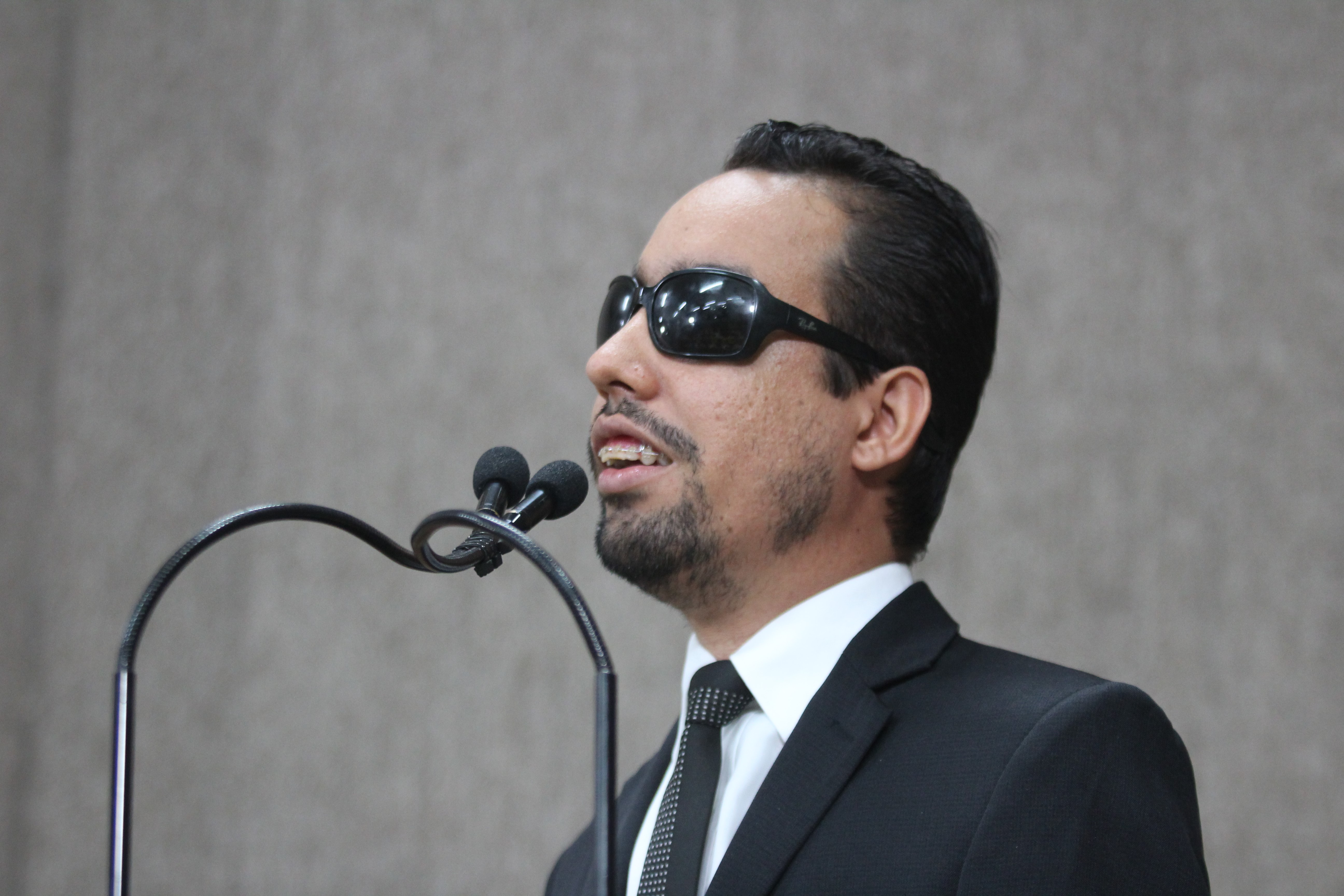 Lucas Aribé cobra políticas públicas mais eficazes para as pessoas com deficiência