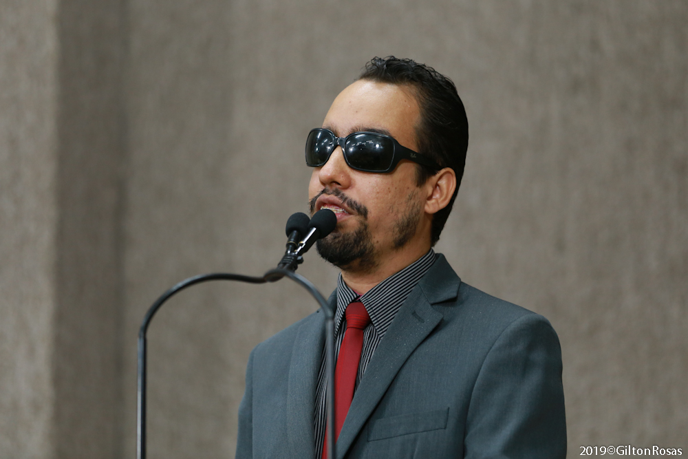 Lucas Aribé critica aprovação do decreto nº 9759 pelo Governo Federal