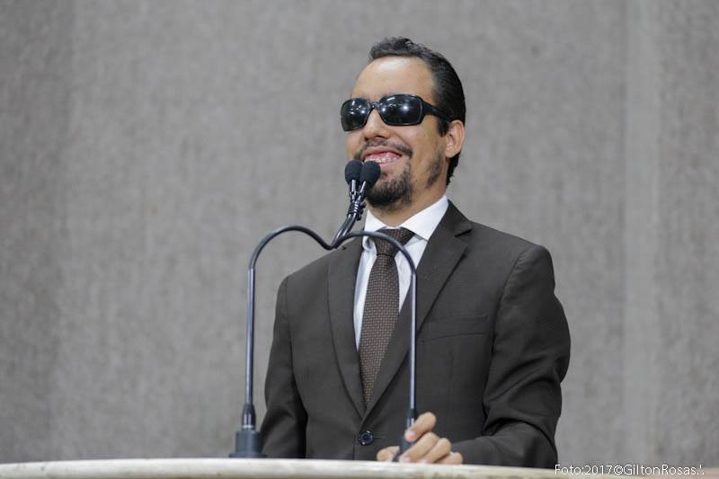 Lucas Aribé critica votação de projeto do Executivo que aumenta o IPTU