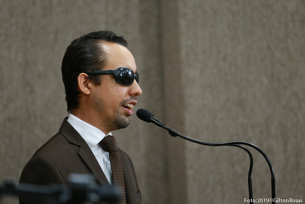 Lucas Aribé destaca Projetos de Lei que beneficiam atendimentos preferenciais