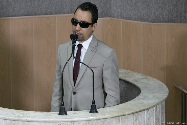 Lucas Aribé lamenta fechamento da Apada