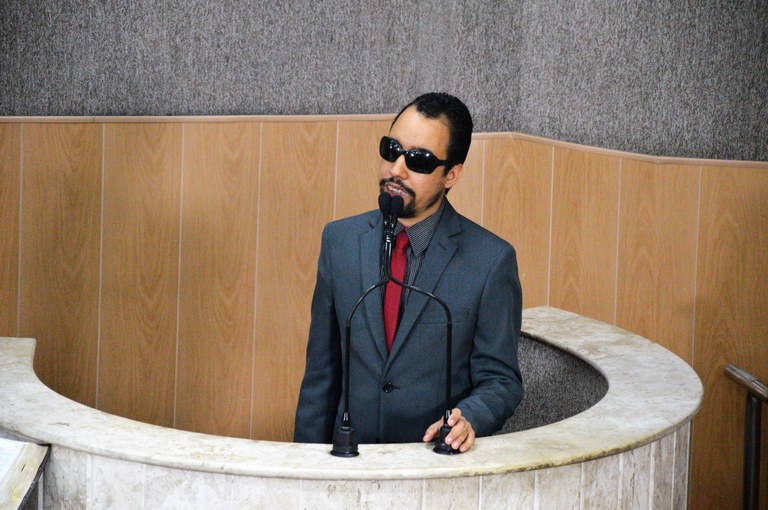 Lucas Aribé protocola Projeto de Lei que visa beneficiar comunidade surda