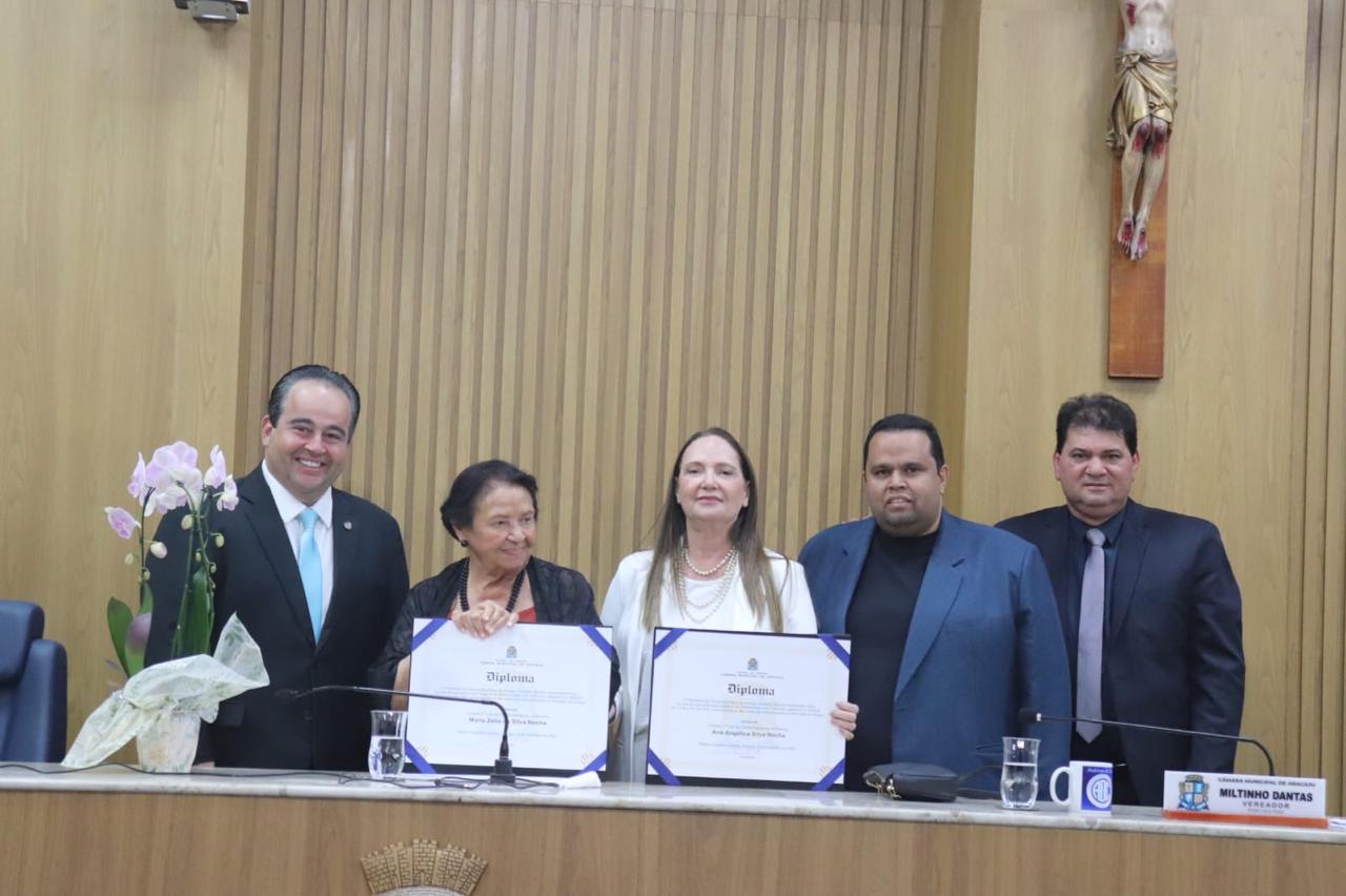 Mãe e filha recebem Título de Cidadania Aracajuana em cerimônia emocionante, autoria de Miltinho Dantas 