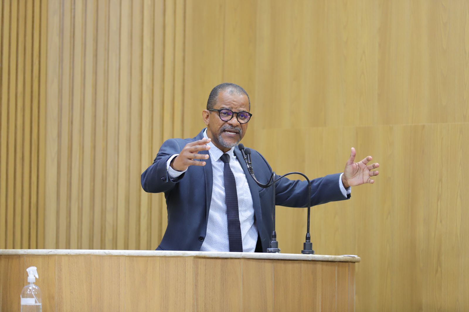 Maio Laranja: Professor Bittencourt faz alerta sobre a exploração sexual de crianças e adolescentes