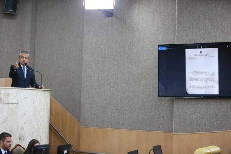 Mais uma vez, Elber faz denúncias sobre Taxa de Conveniência cobrada pela Setransp