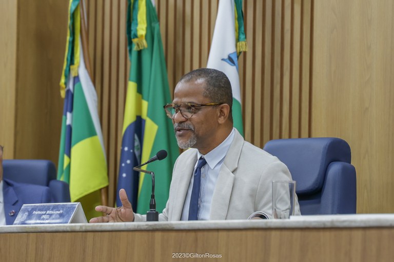 Mandato do vereador Prof. Bittencourt oficializa repasse de emendas parlamentares para duas instituições sociais 