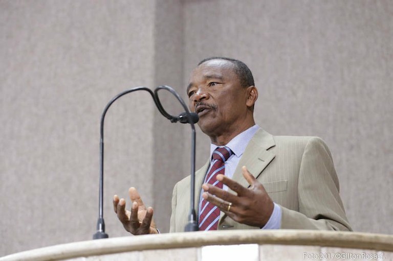 Manuel Marcos fala sobre índice de desemprego dos jovens brasileiros