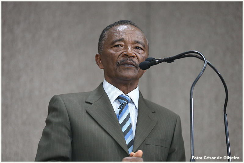 Manuel Marcos mostra indignação com a situação da saúde