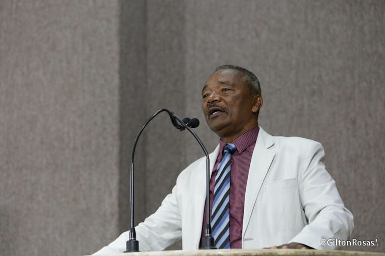 Manuel Marcos parabeniza aniversário de Aracaju