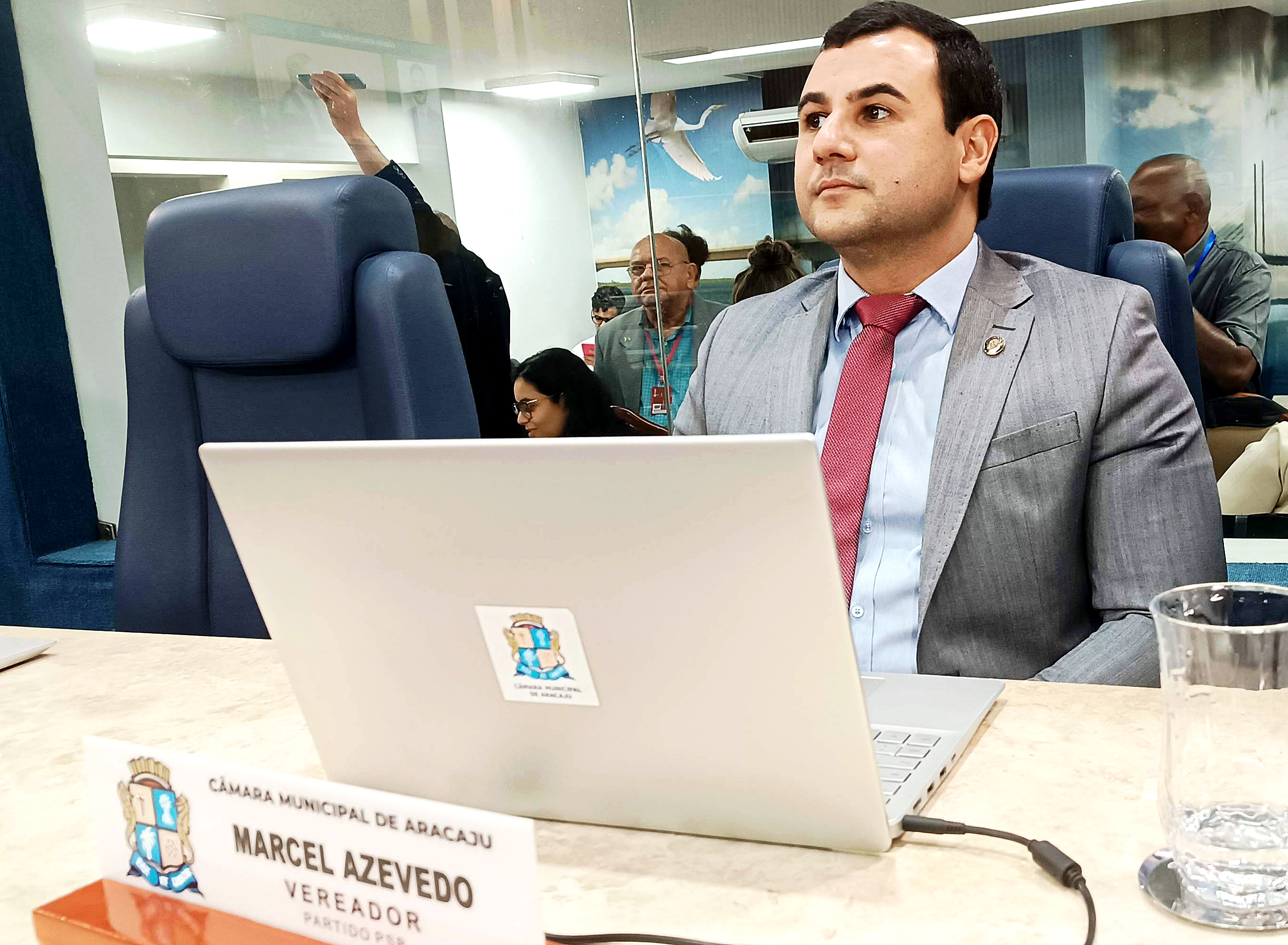 Marcel Azevedo defende transformação de auxiliares em técnicos de enfermagem em Aracaju