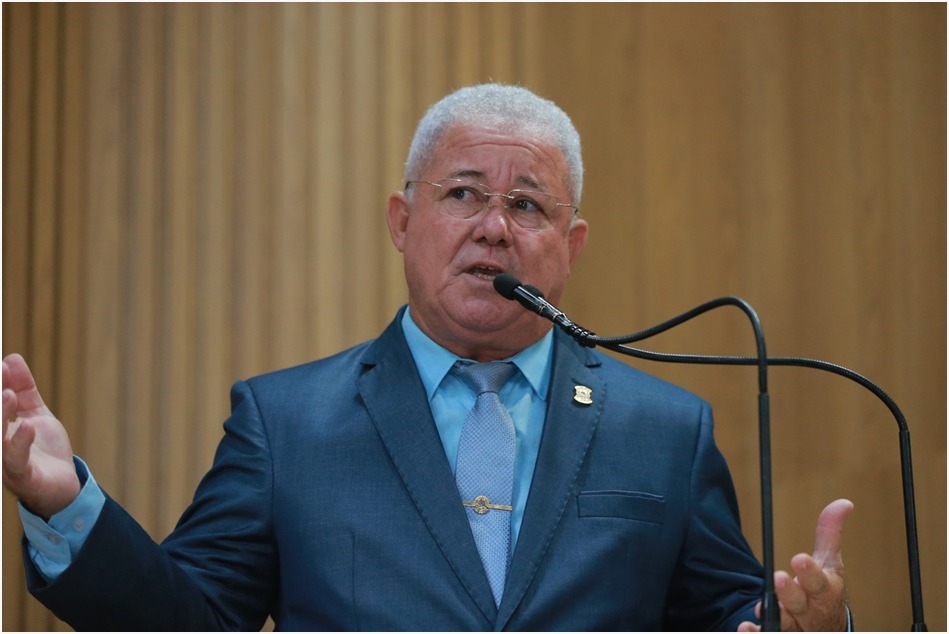 Maus-tratos aos Animais: Vereador Paquito de Todos denuncia descaso com cães 