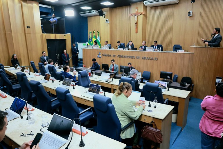Medidas cautelares do Tribunal de Contas, impasse territorial e apoio ao futebol sergipano são alguns destaques do Pequeno Expediente desta quarta-feira (06/08)
