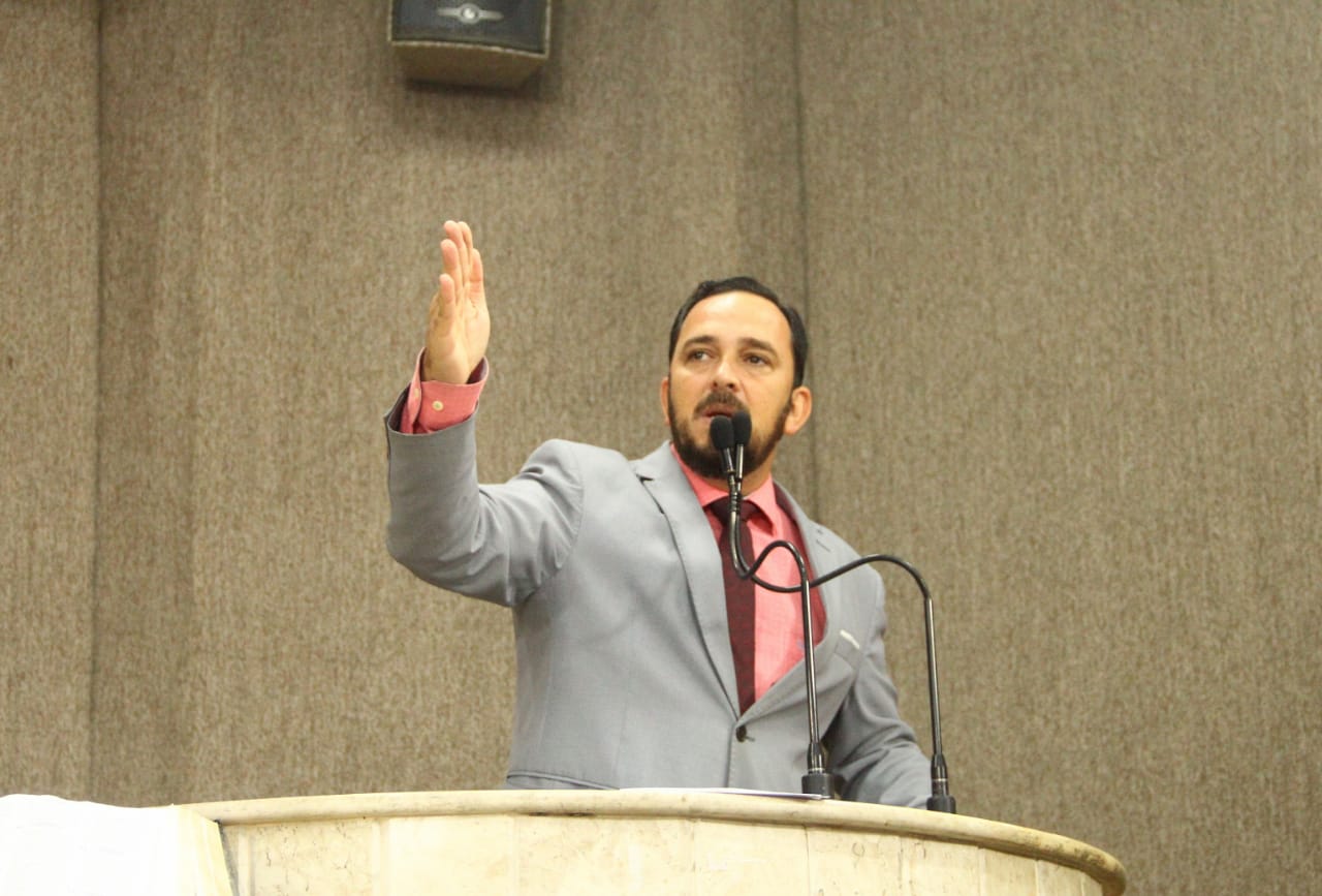 Meireles destaca investimentos em loteamentos da Soledade