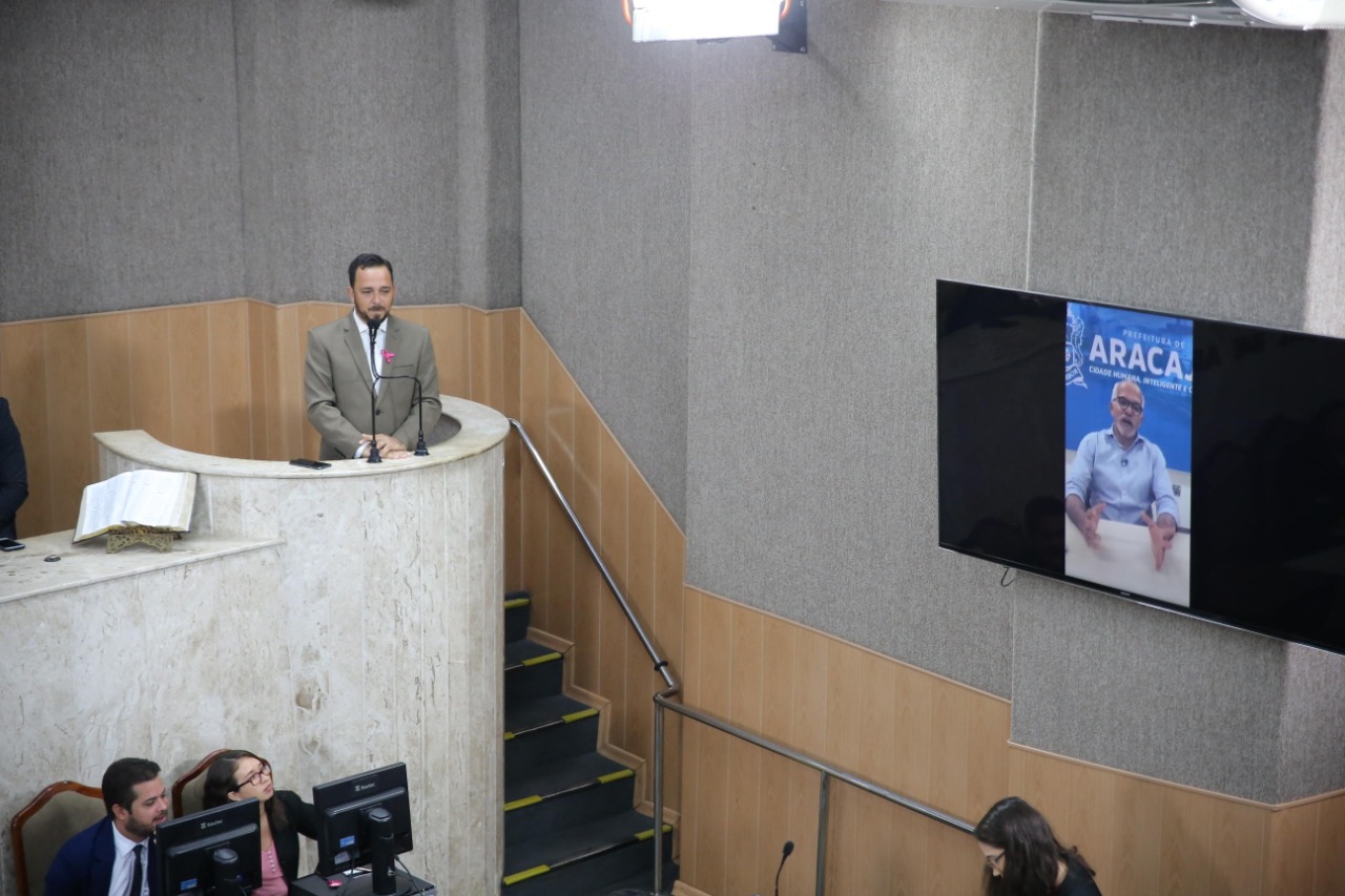 Meireles fala das ordens de serviço que serão realizadas em Aracaju