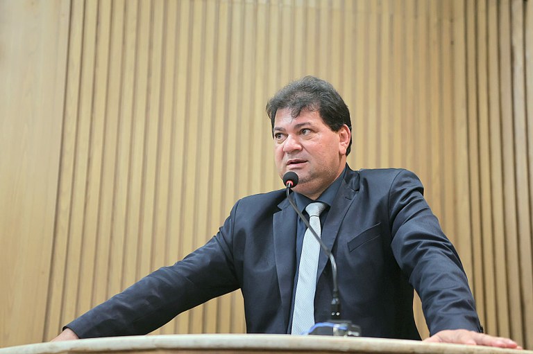 Miltinho Dantas destaca impacto de novas ambulâncias na agilidade do atendimento à população