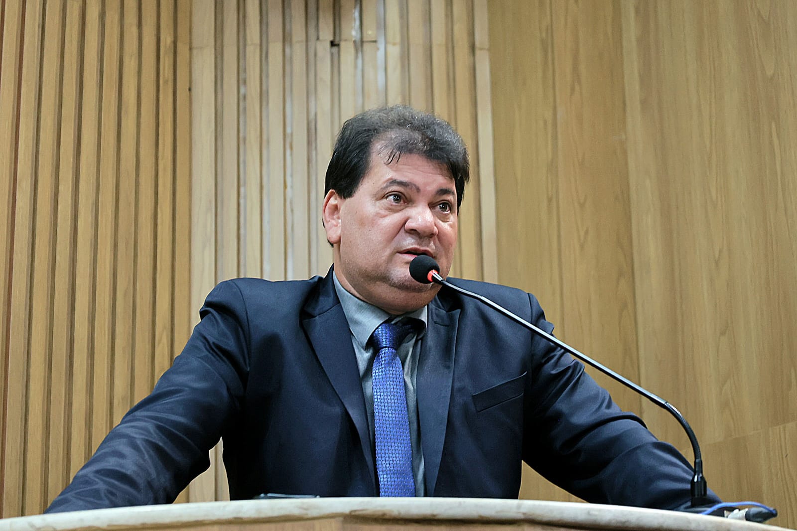 Miltinho Dantas destaca mutirão de limpeza no bairro Industrial e defende manutenção de empregos da BTS Ambiental