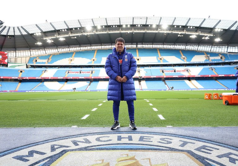 Miltinho Dantas é o chefe de delegação da Seleção Brasileira Feminina na Europa 