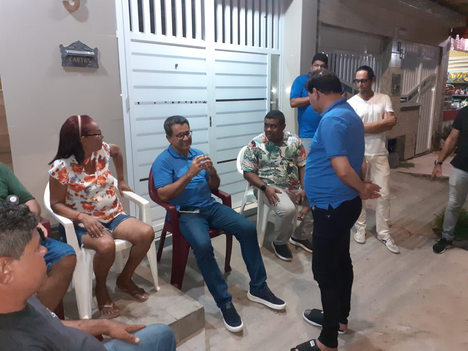 Miltinho Dantas é recebido com alegria pelos moradores da Matinha 