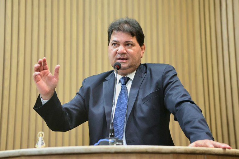Miltinho Dantas esclarece realização da Copa das Comunidades durante pronunciamento na CMA