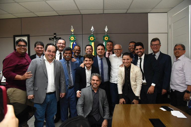 Miltinho Dantas participa da transmissão de cargo na Prefeitura de Aracaju