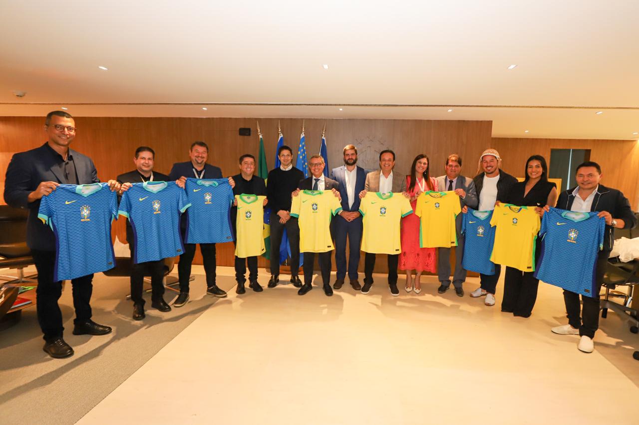 Milton Dantas recebe governador de Sergipe na sede da CBF 