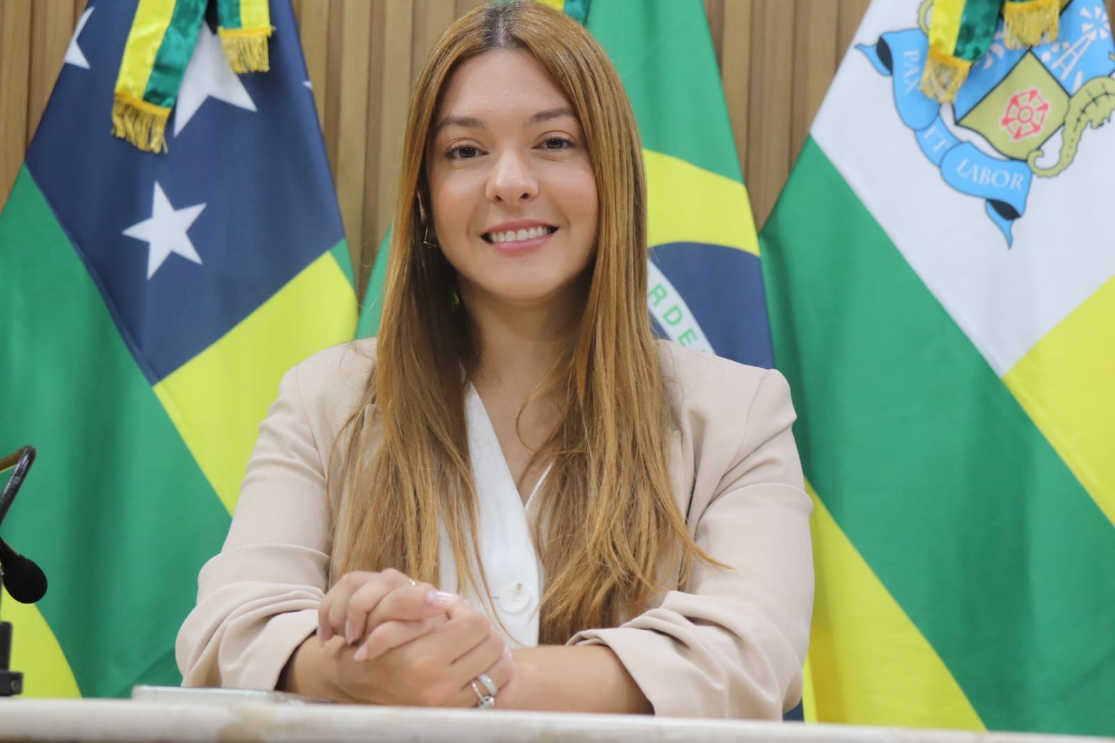 Moana Valadares surpreende : estreia com 22 projetos de lei e deixa claro para que veio