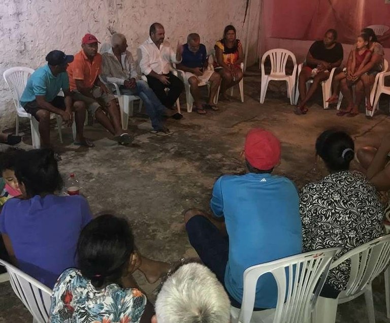 Moradores do Marivan procuram Isac e clamam por obras de infraestrutura