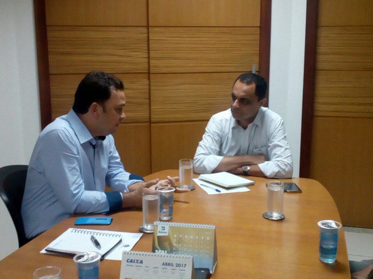 Na SMTT, Fábio solicita melhorias para a Zona Norte de Aracaju