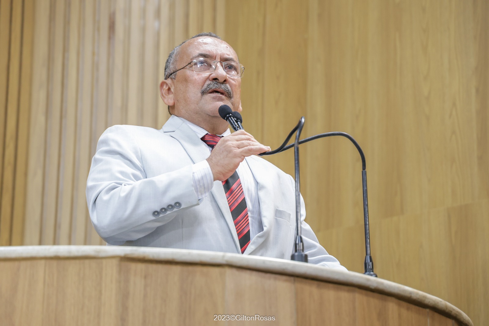 Não à privatização da Deso: vereador Cícero do Santa Maria reafirma que está ao lado do povo 