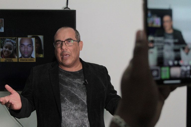 "Não dá para fazer bloquinho sem autorização da PM", diz Cabo Amintas