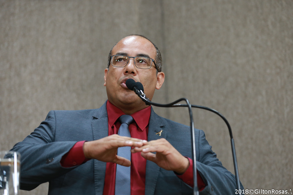 "Nestas costas você não sobe porque eu lhe derrubo", dispara Cabo Amintas contra suposto aliado