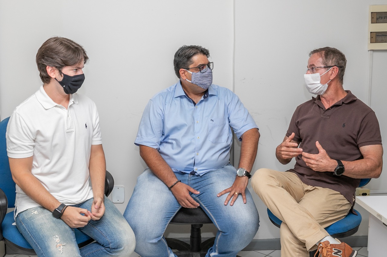 Nitinho apresenta funcionamento da Câmara a vereador eleito