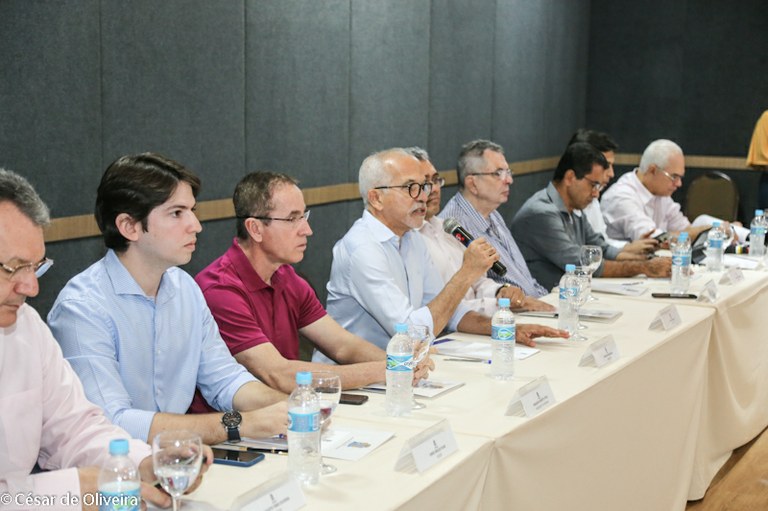 Nitinho participa da reunião do Conselho Municipal de Desenvolvimento Econômico