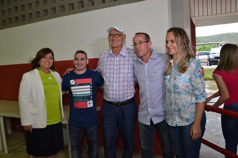 Nitinho participa de lançamento de Centro de Treinamento