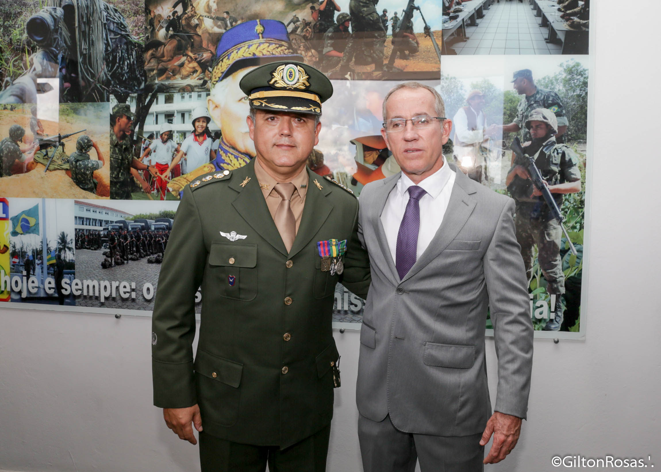 Nitinho participa de solenidade comemorativa ao Dia do Exército