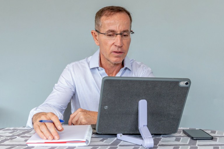 Nitinho pede respeito nos debates parlamentares