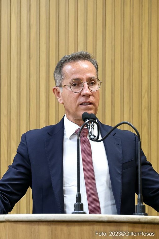 Nitinho quer reabertura do Banese no AF e cobra finalização de obra na Osvaldo 