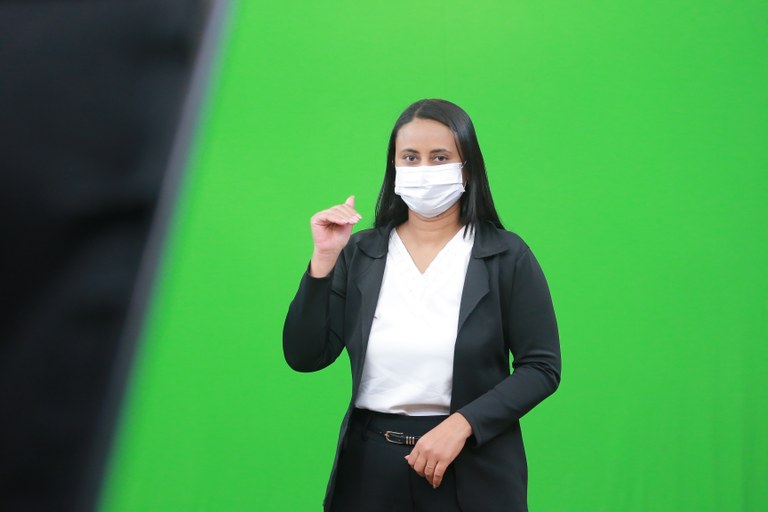 Novos servidores: Nove dos treze que tomaram posse entraram em exercício nesta segunda-feira, 4