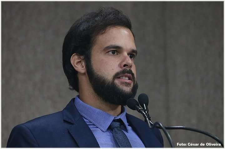 "O empréstimo vai assegurar investimentos em obras e gerar emprego e renda para os aracajuanos”, diz Thiaguinho