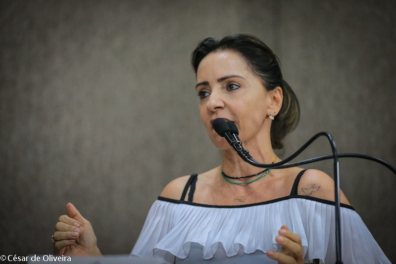 Oposição desunida não ganha eleição”, alertou Emília Corrêa 