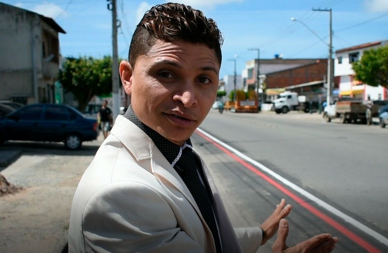 Palhaço Soneca consegue na SMTT revitalização de ciclovia da avenida Santa Gleide 