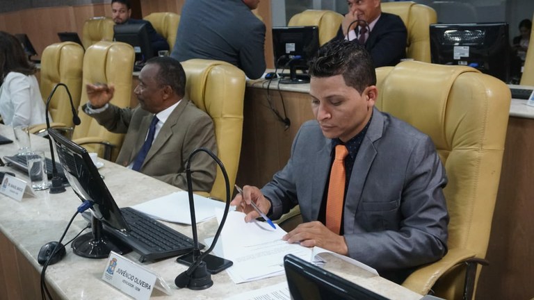 Palhaço Soneca sugere destinar recursos do fundo partidário e eleitoral no combate ao coronavírus