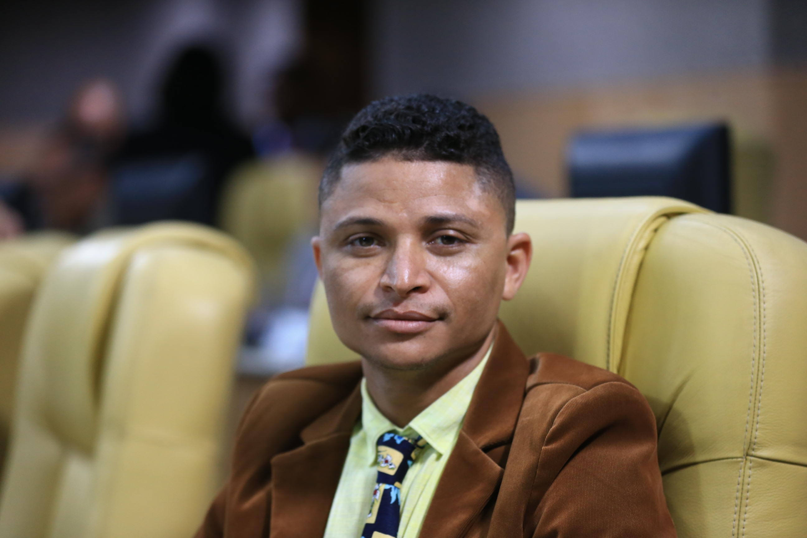 Palhaço Soneca vota a favor da isenção do IPTU para pessoas de baixa renda